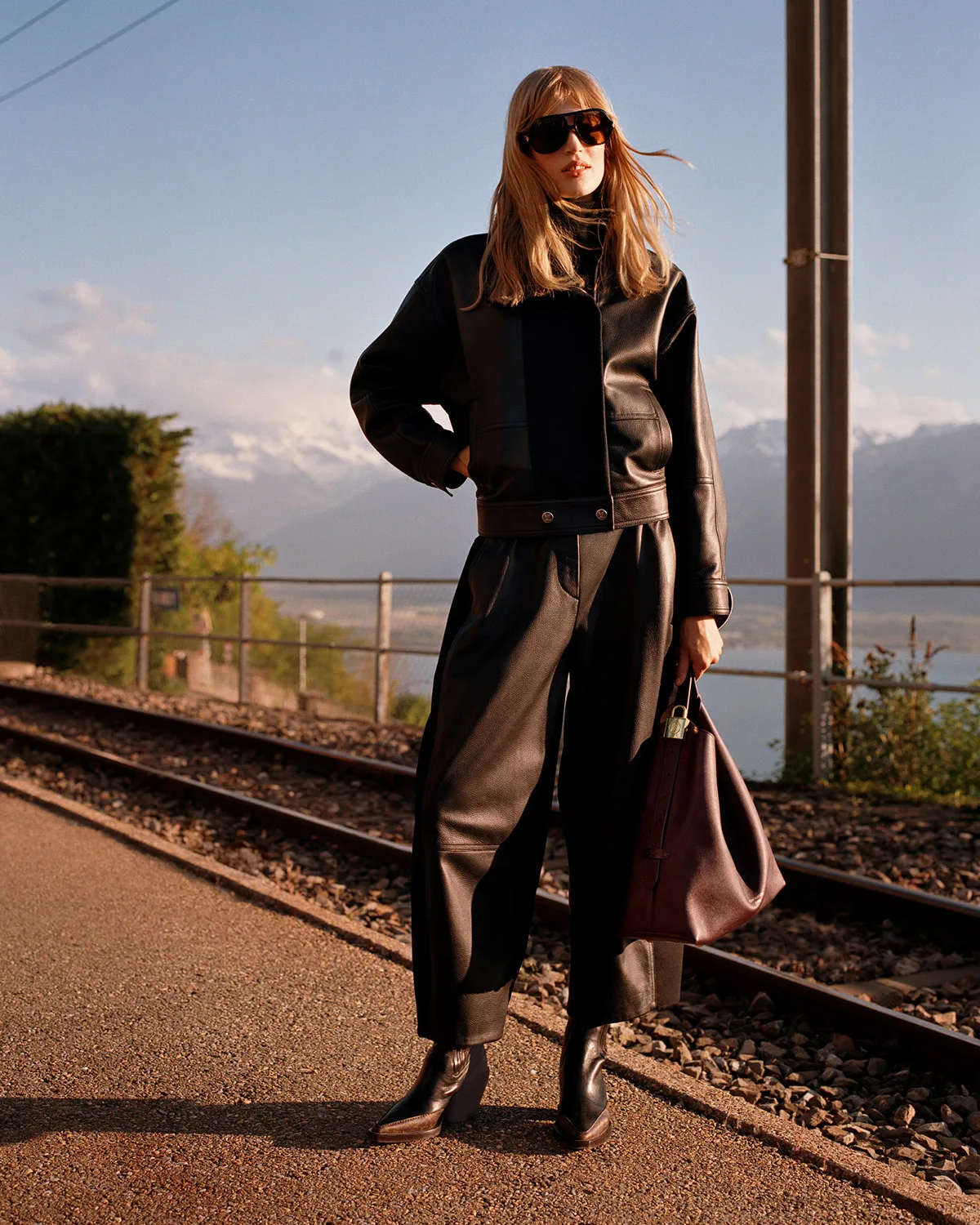 Louis Vuitton Shows How to Step Onto the Platform
