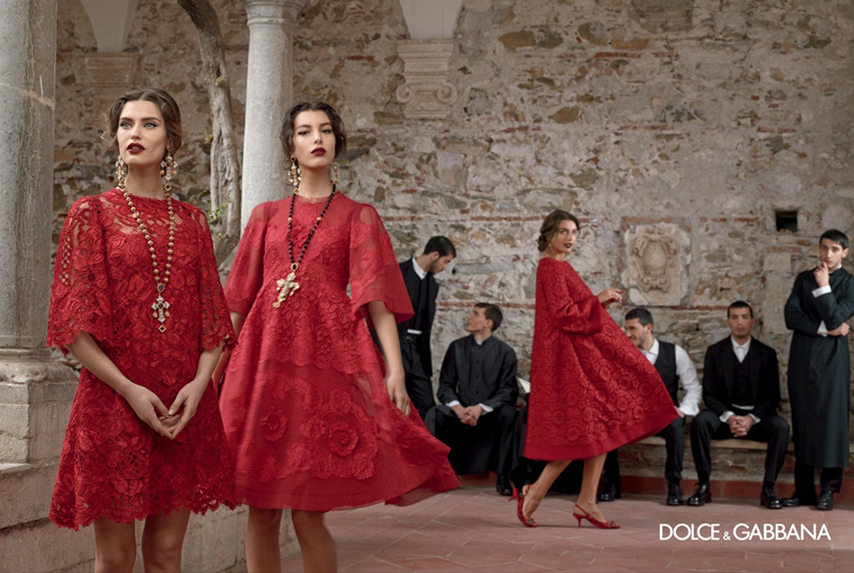 andreea-diaconu-bianca-balti-kate-king-monica-bellucci-for-dolce-gabanna-fall-winter-2013-2014-campaign-9