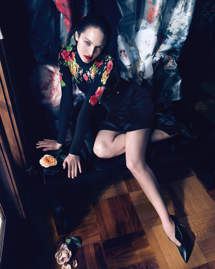 candice-swanepoel-for-blumarine-fall-winter-2013-2014-campaign-by-camilla-akrans-6