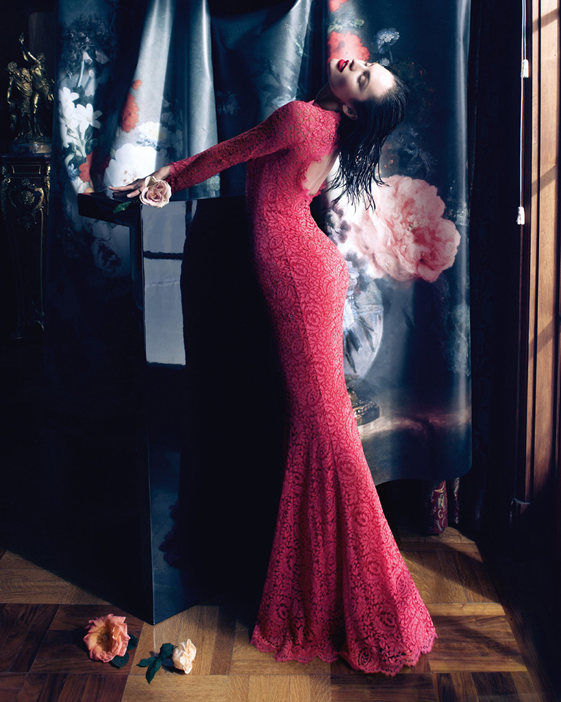 candice-swanepoel-for-blumarine-fall-winter-2013-2014-campaign-by-camilla-akrans-7