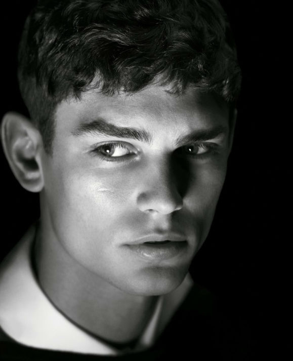 arthur-gosse-by-david-sims-for-z-zegna-fall-winter-2013-2014-campaign-5