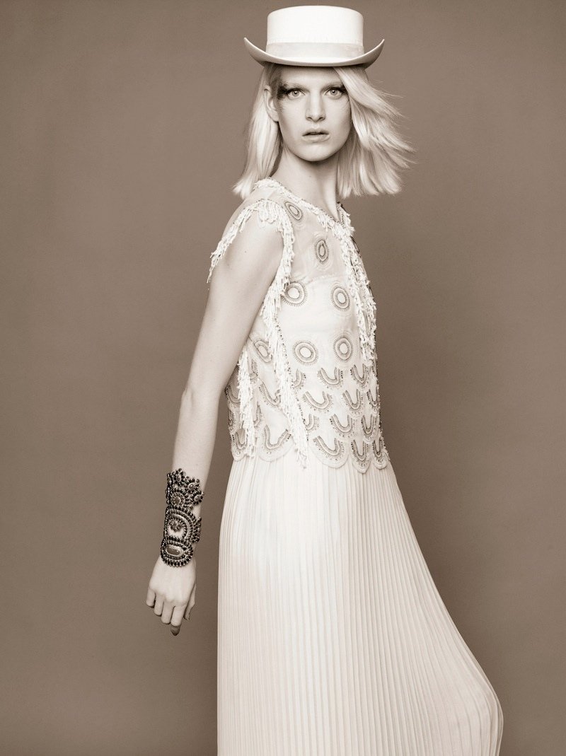 ashleigh-good-chanel-2014-pre-fall-karl-lagerfeld-6