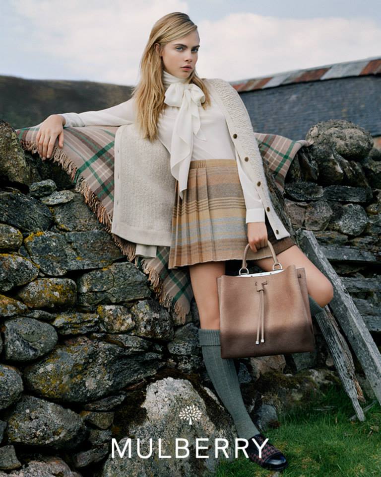 cara-delevingne-mulberry-fall-winter-2014-2015-5