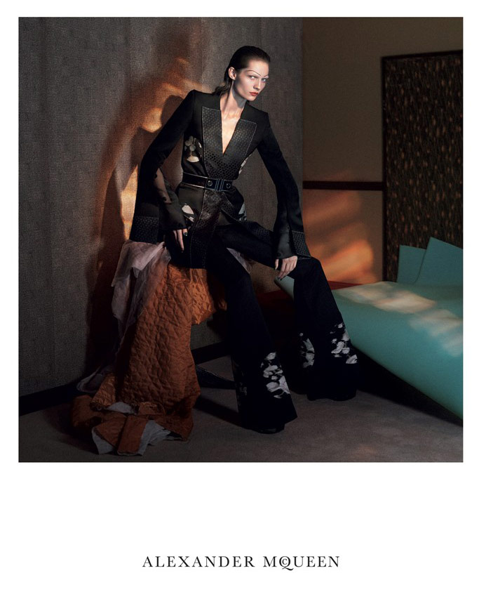 karolin-wolter-david-sims-alexander-mcqueen-2015-3