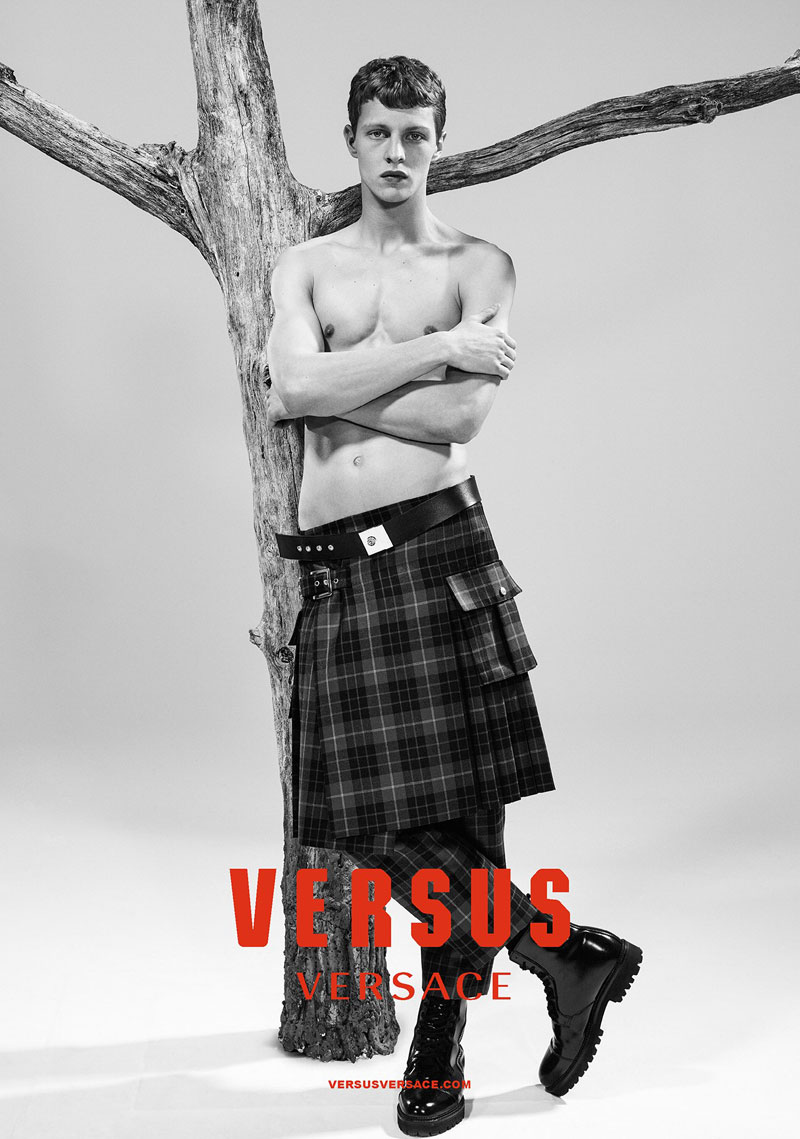 versus-versace-fw-15-16-campaign-4