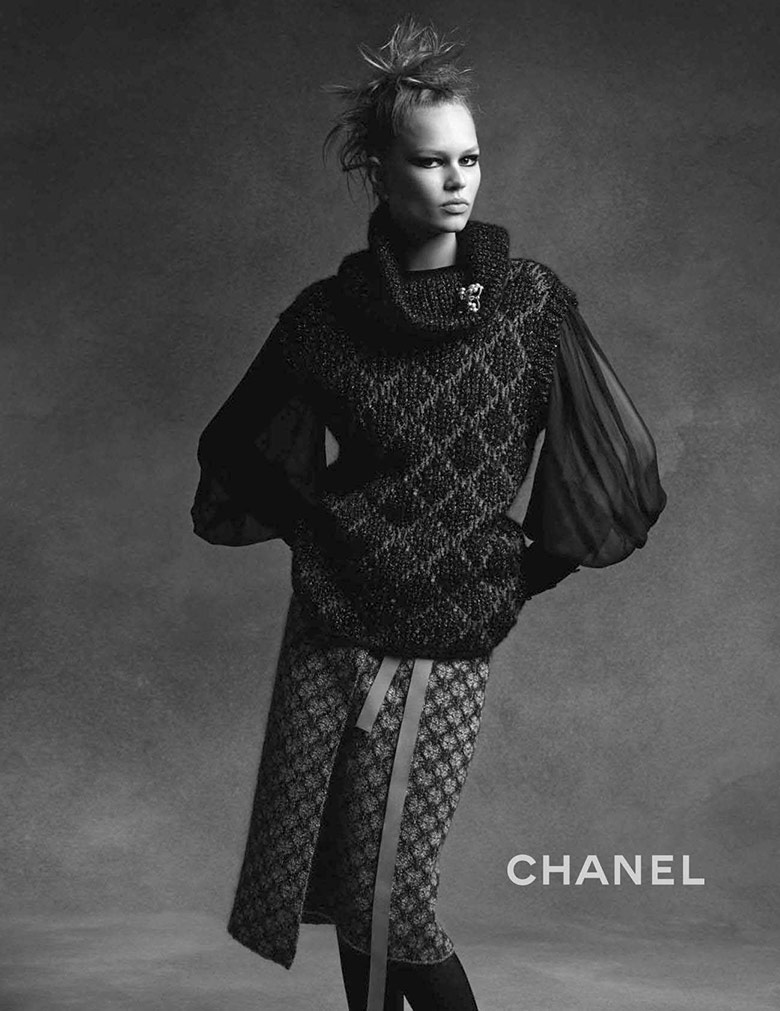 chanel-fallwinter-2015-2016-campaign-7