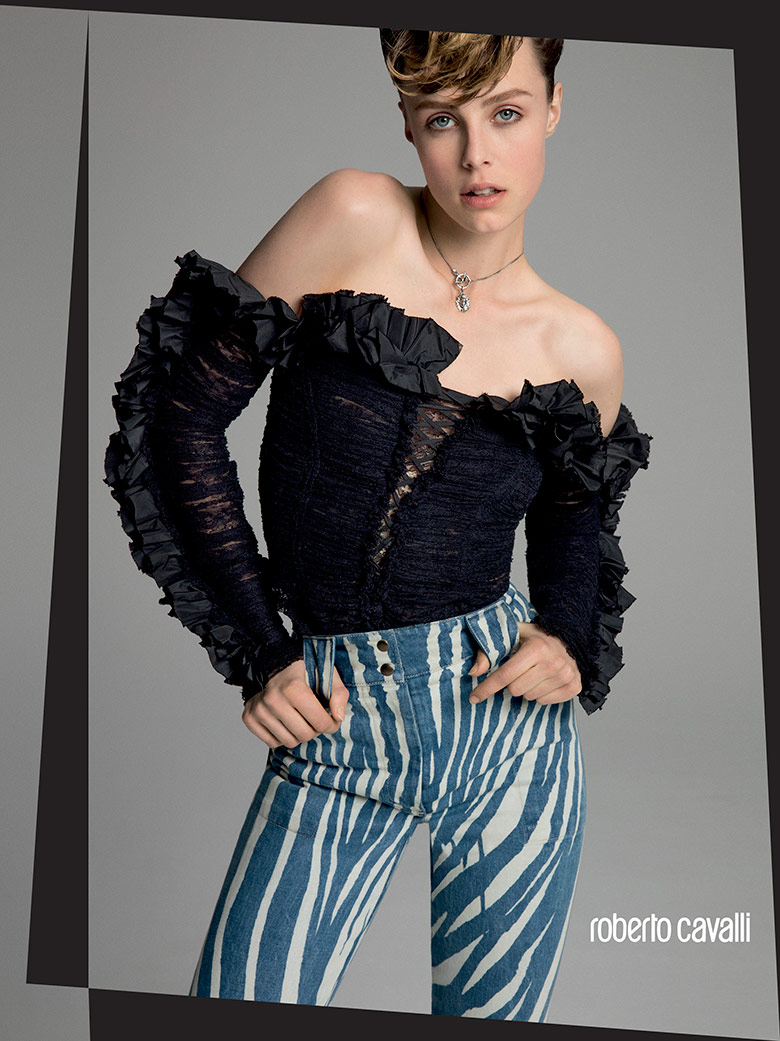 edie-campbell-roberto-cavalli-2016-4