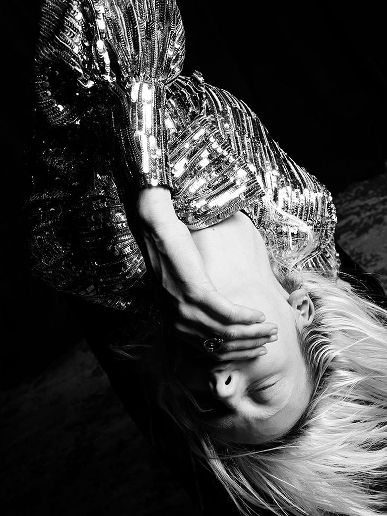 grace-hartzel-lili-sumner-saint-laurent-fall-winter-16-17-8