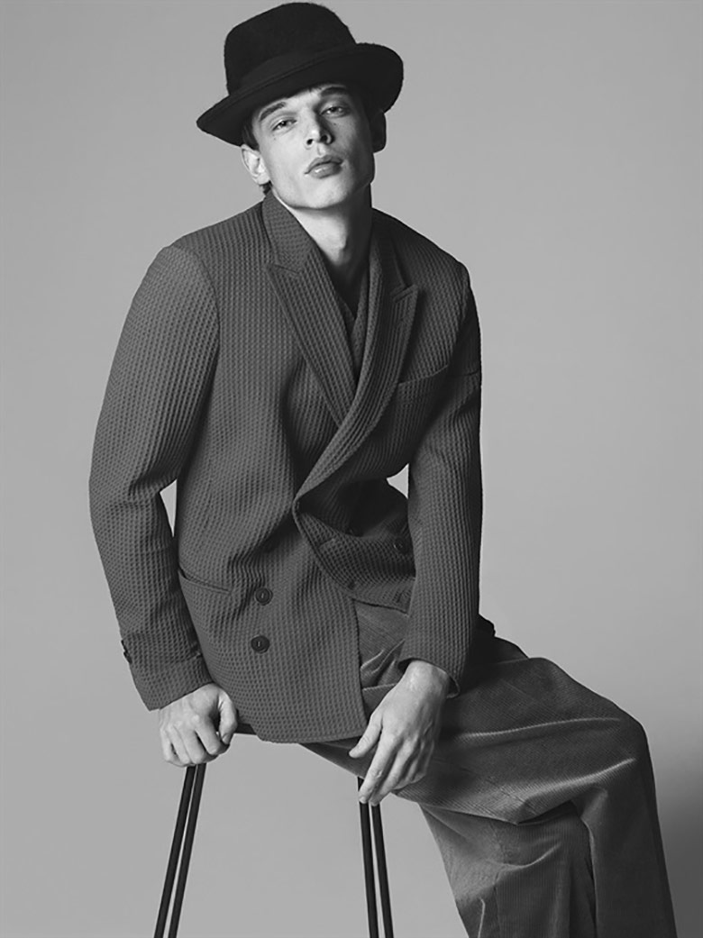 giorgio-armani-fw-1617-campaign-mert-marcus-3