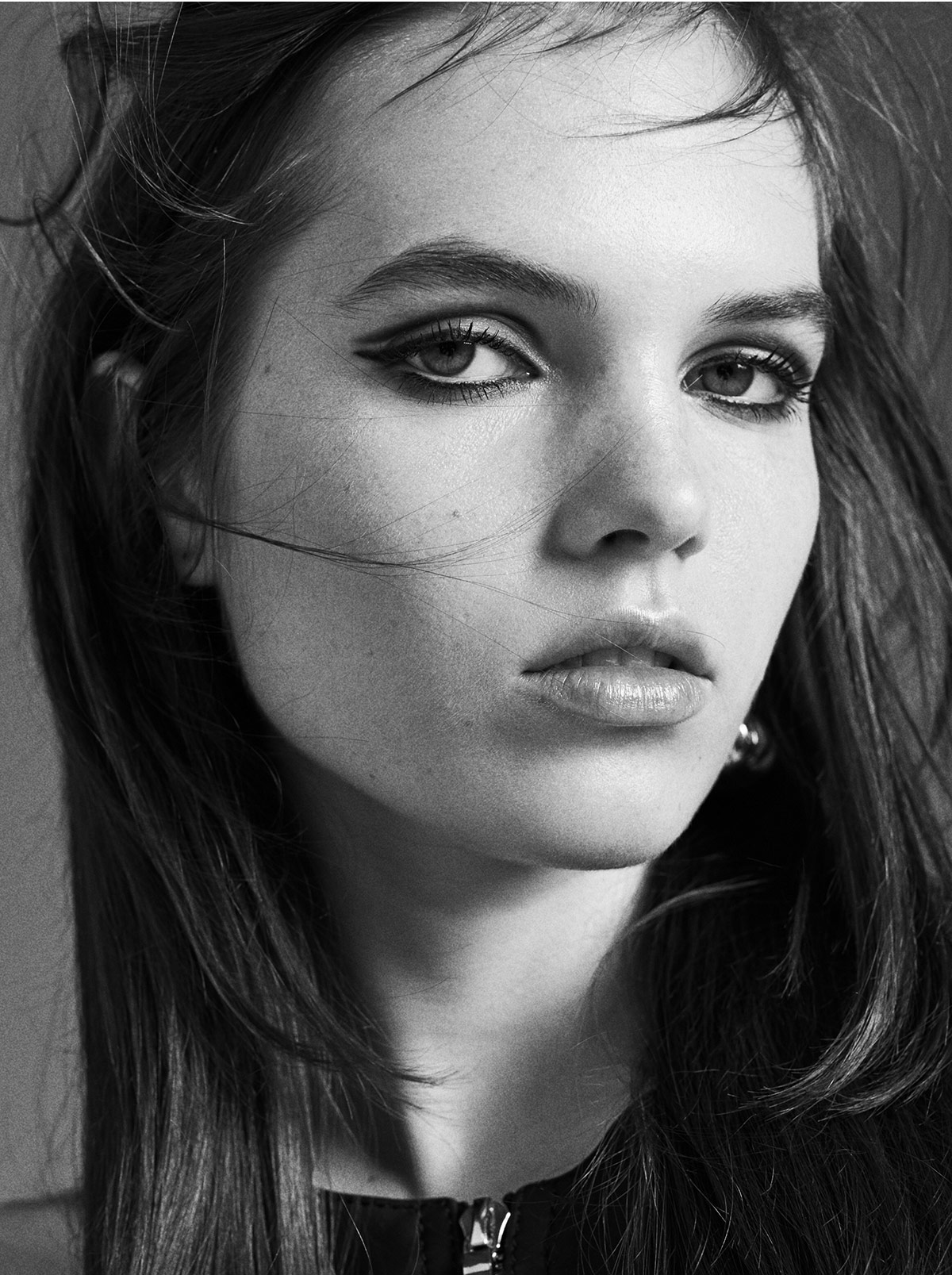 Lily-Stewart-Nicolas-Kantor-1