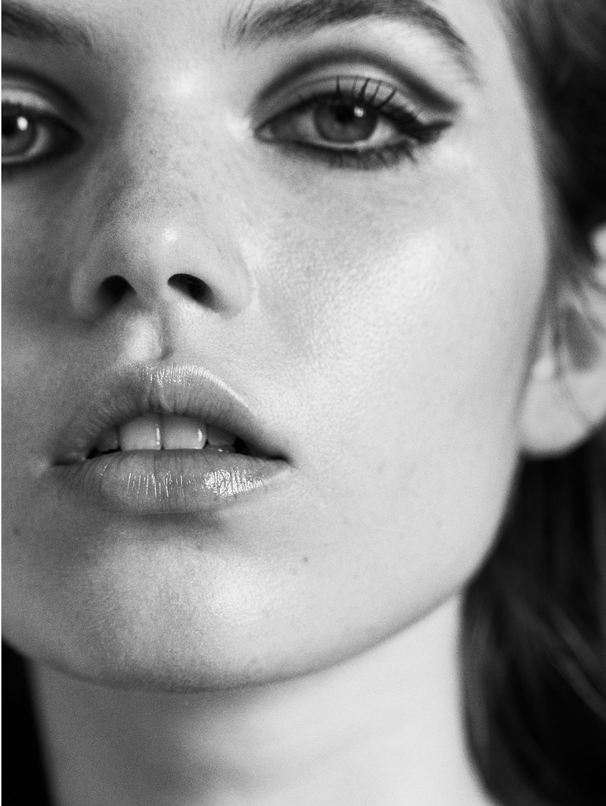 Lily-Stewart-Nicolas-Kantor-3
