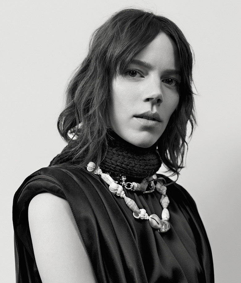 prada-fall-winter-2017-2018-11