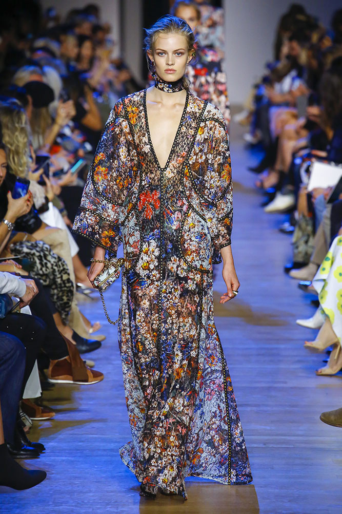 PARIS---ELIE-SAAB---SS19---SOPHIA-ROETZ
