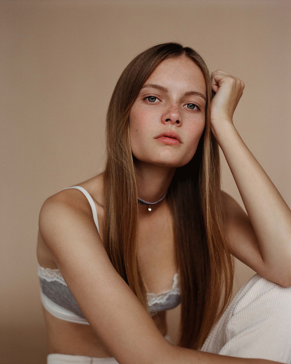 RM-TEST-ANYA-HOLDSTOCK-(4)