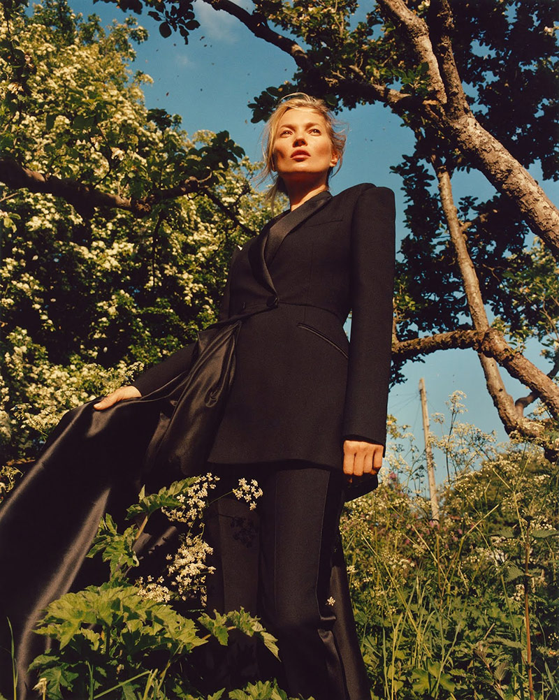 kate-moss-alexander-mcqueen-fw-2019-4