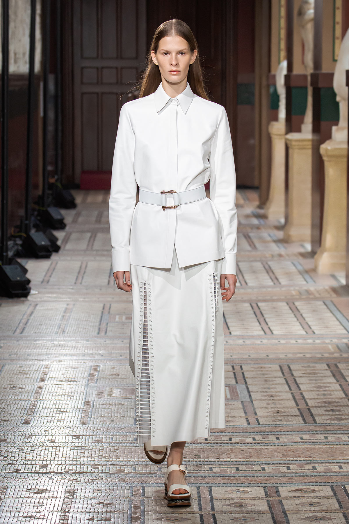 gabriela-hearst-spring-summer-2021-1