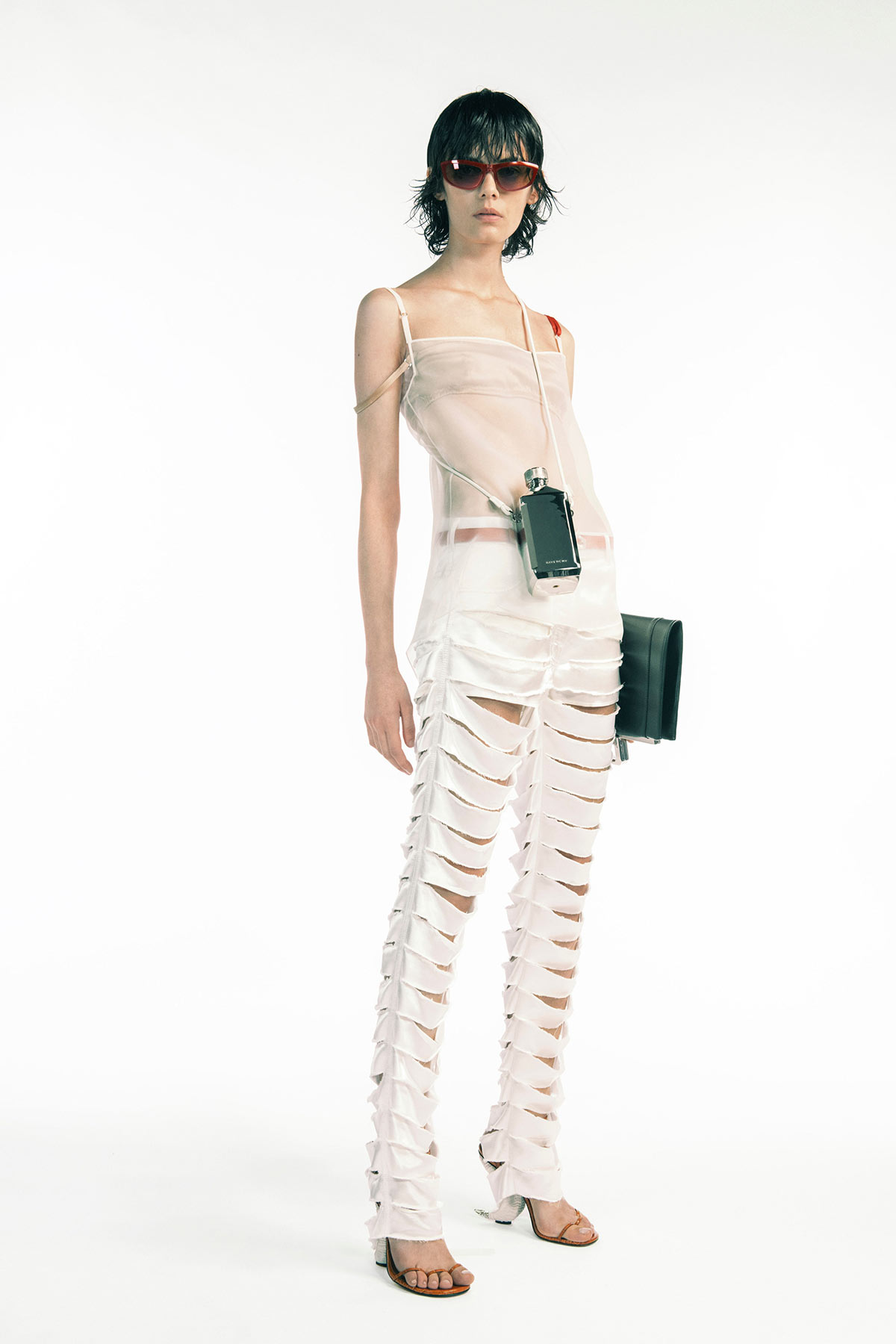 givenchy-spring-summer-2021-1
