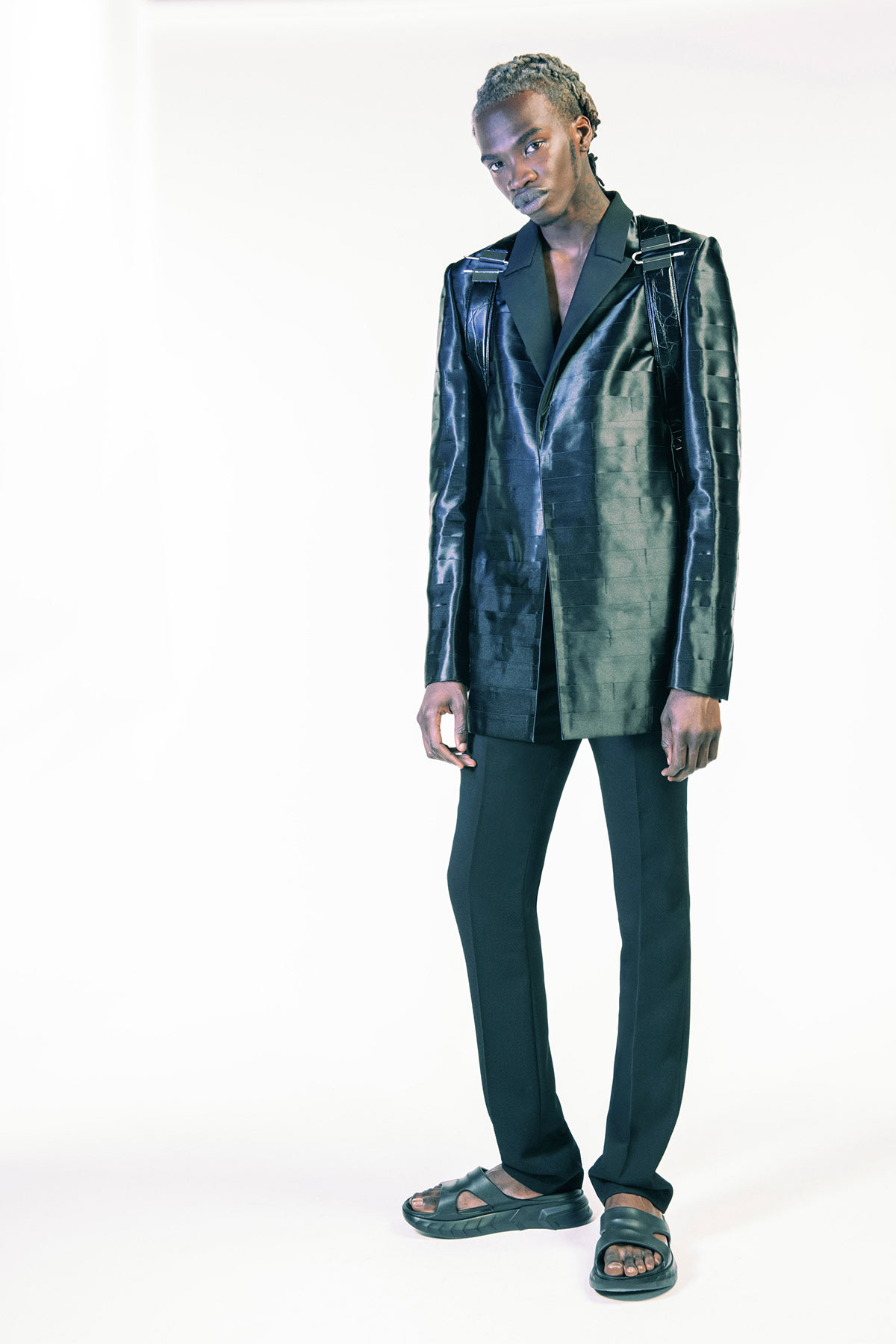 givenchy-spring-summer-2021-1