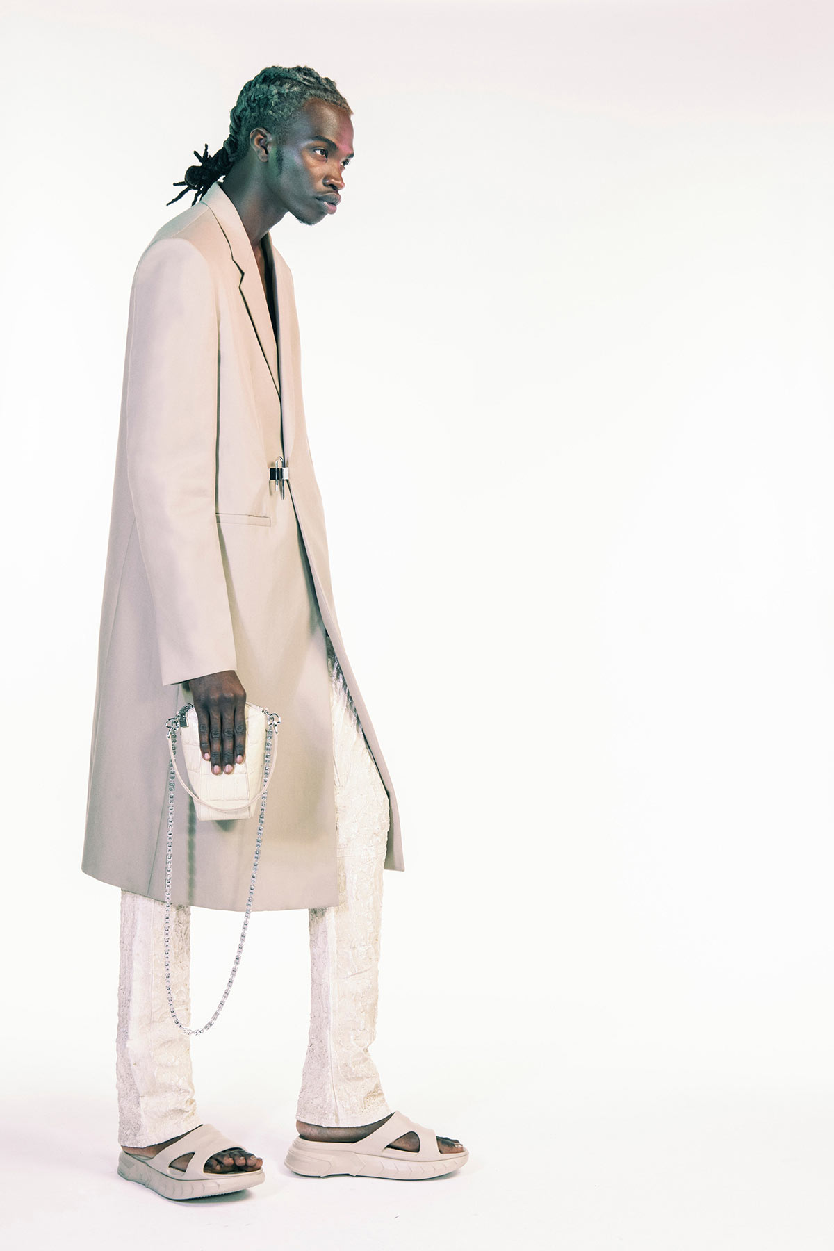 givenchy-spring-summer-2021-1