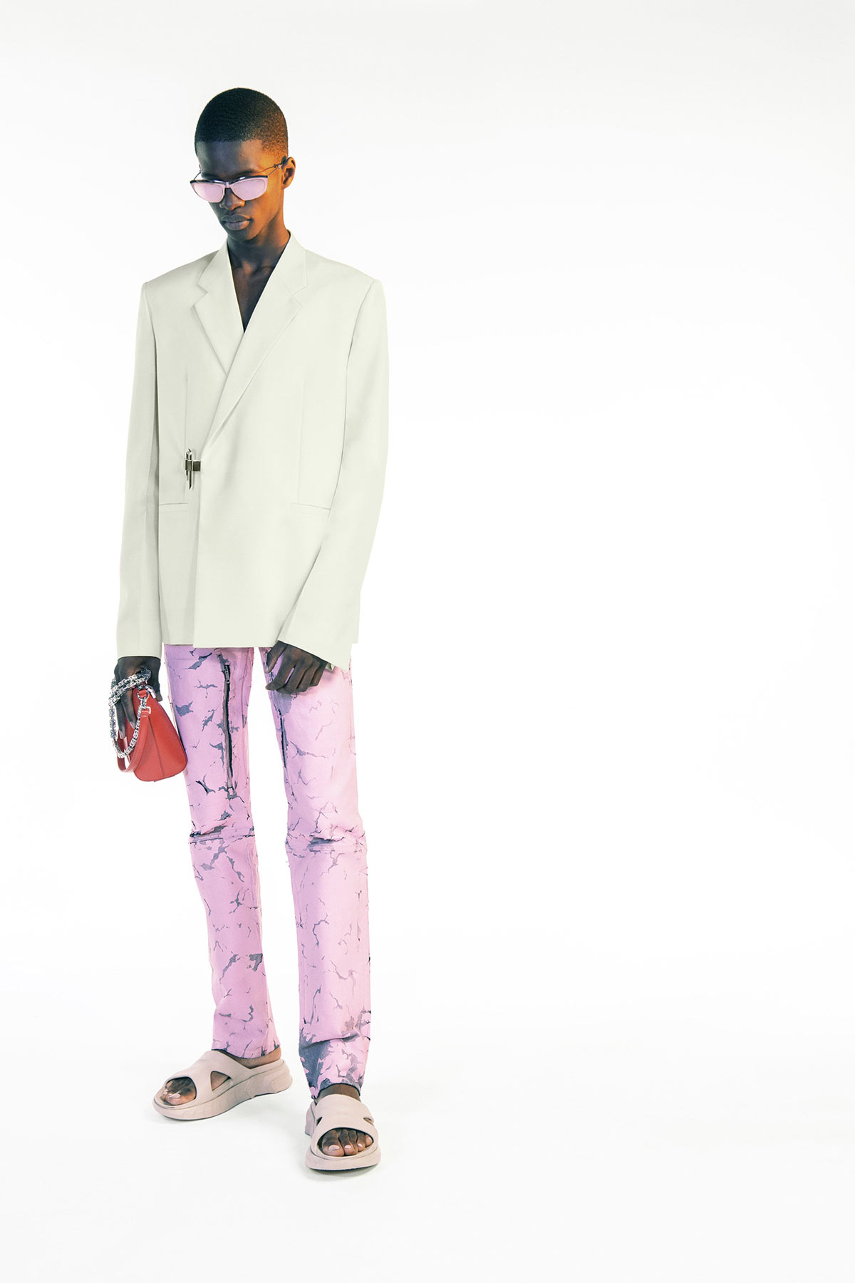 givenchy-spring-summer-2021-1
