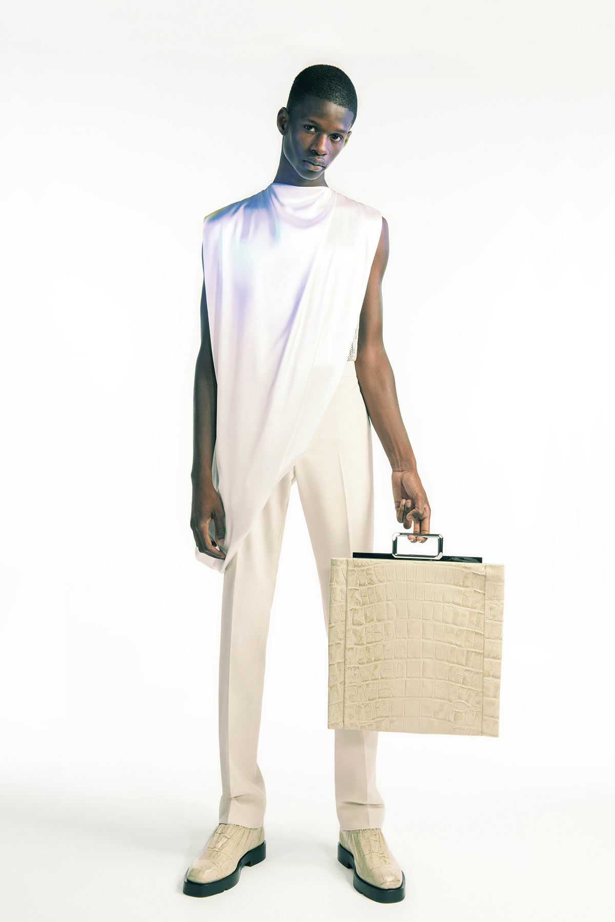 givenchy-spring-summer-2021-1