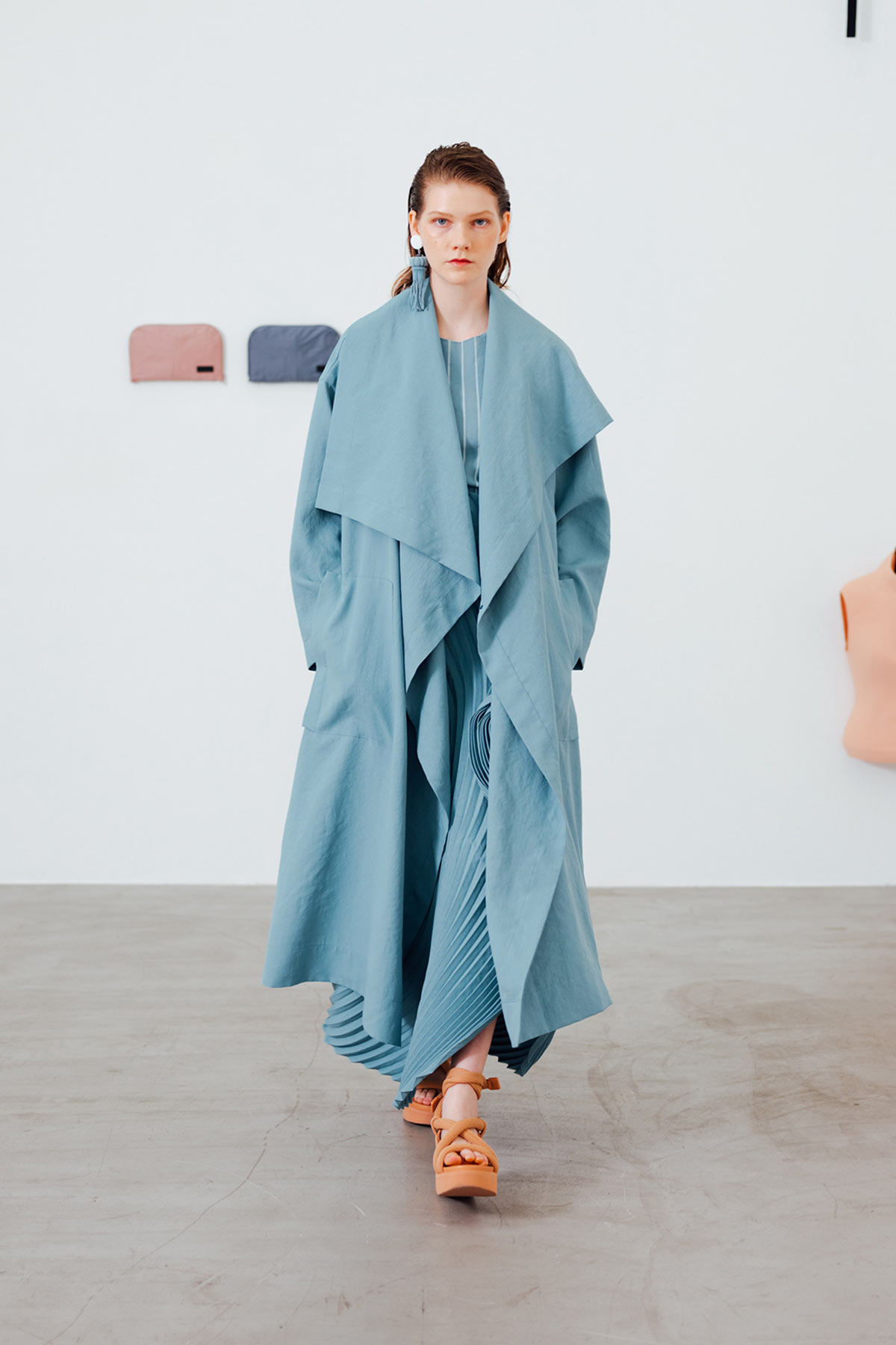 issey-miyake-spring-summer-2021-1