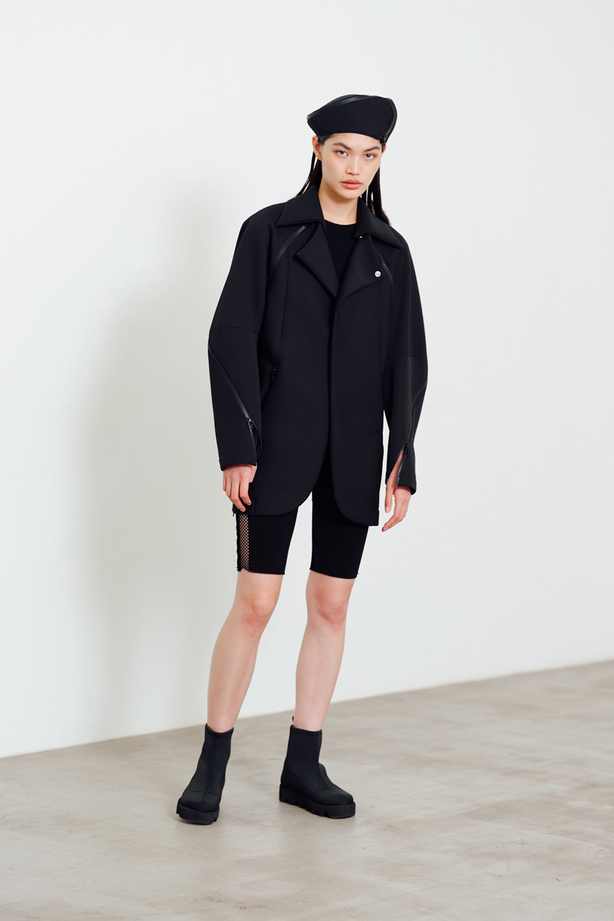 issey-miyake-spring-summer-2021-1