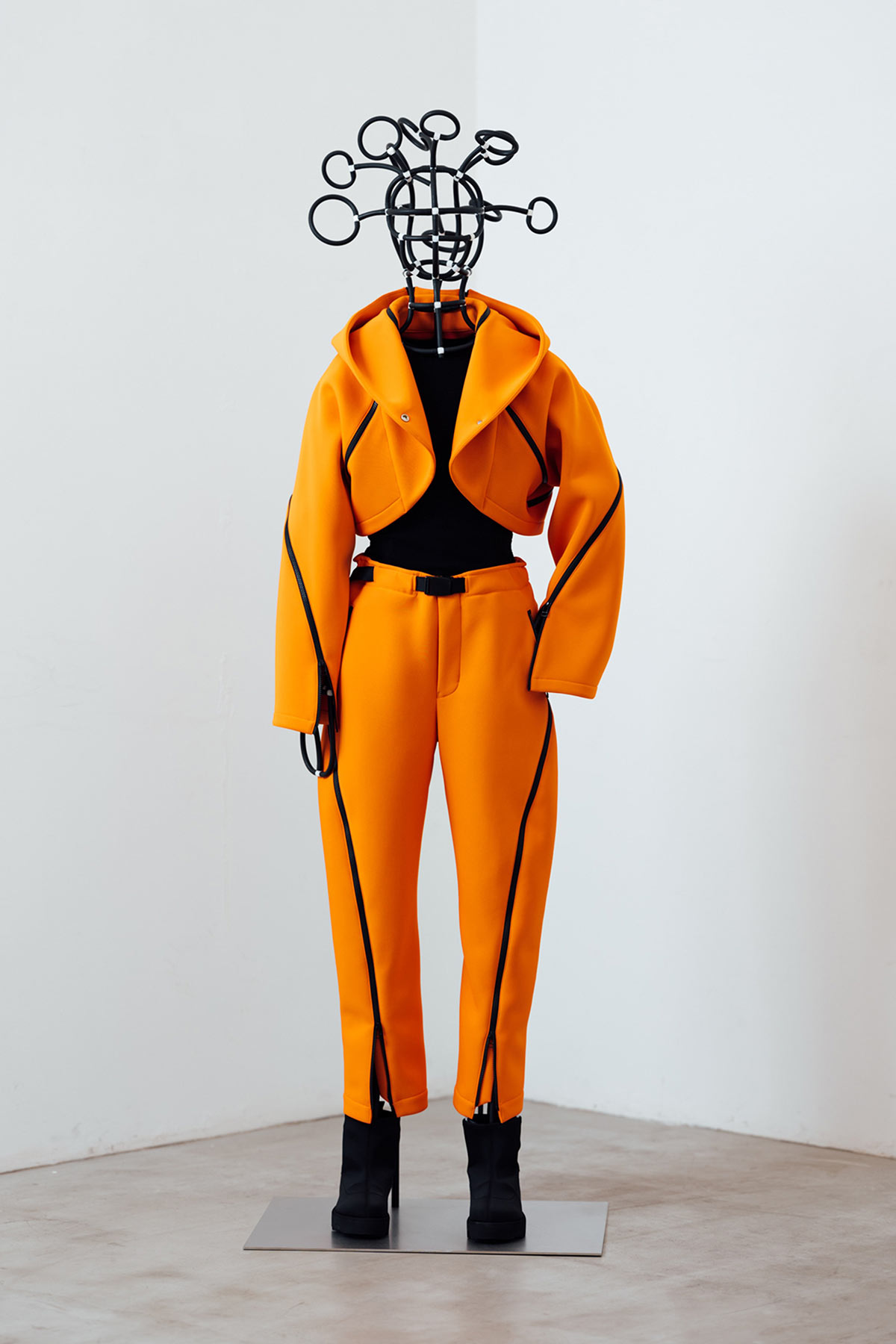 issey-miyake-spring-summer-2021-1