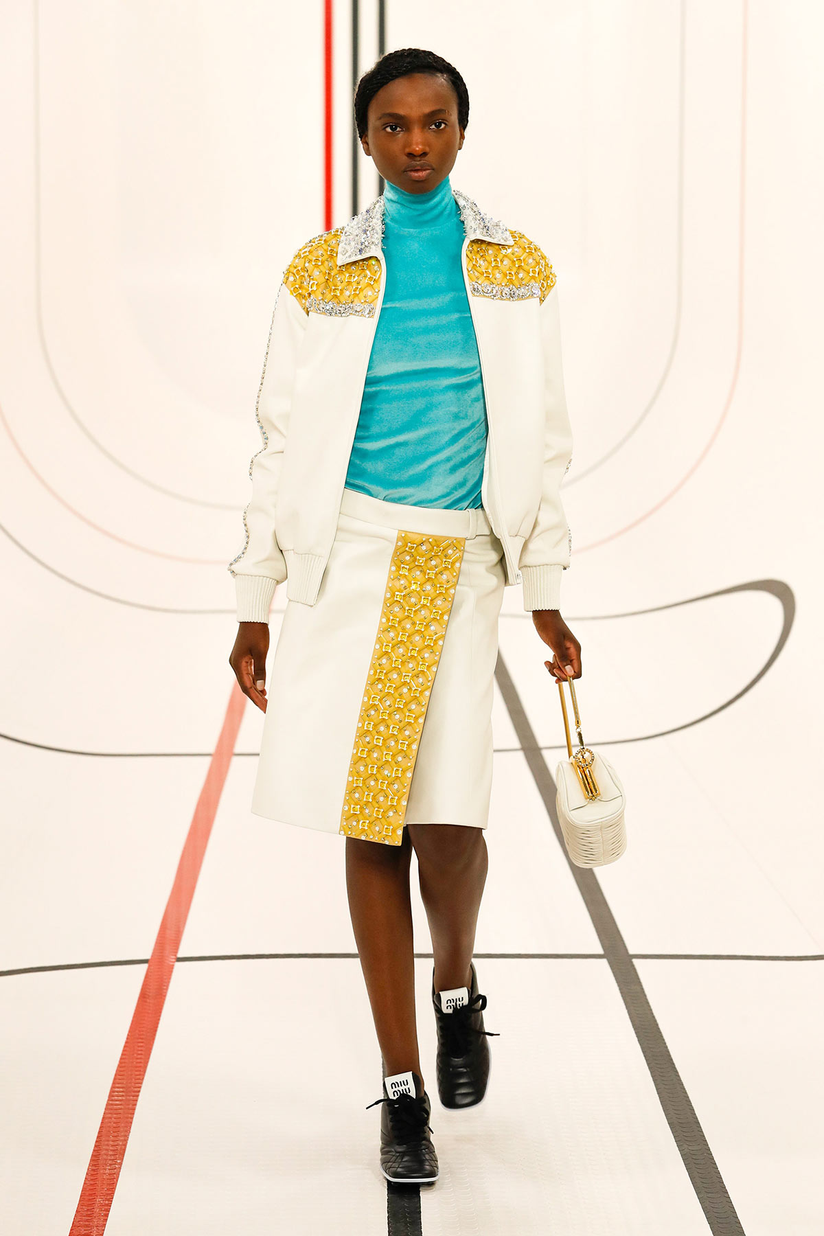 miu-miu-spring-summer-2021-1