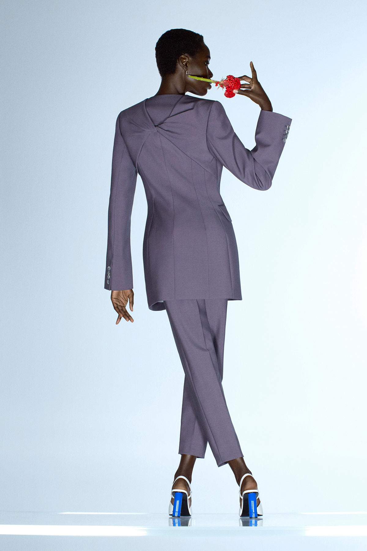 nina-ricci-spring-summer-2021-1