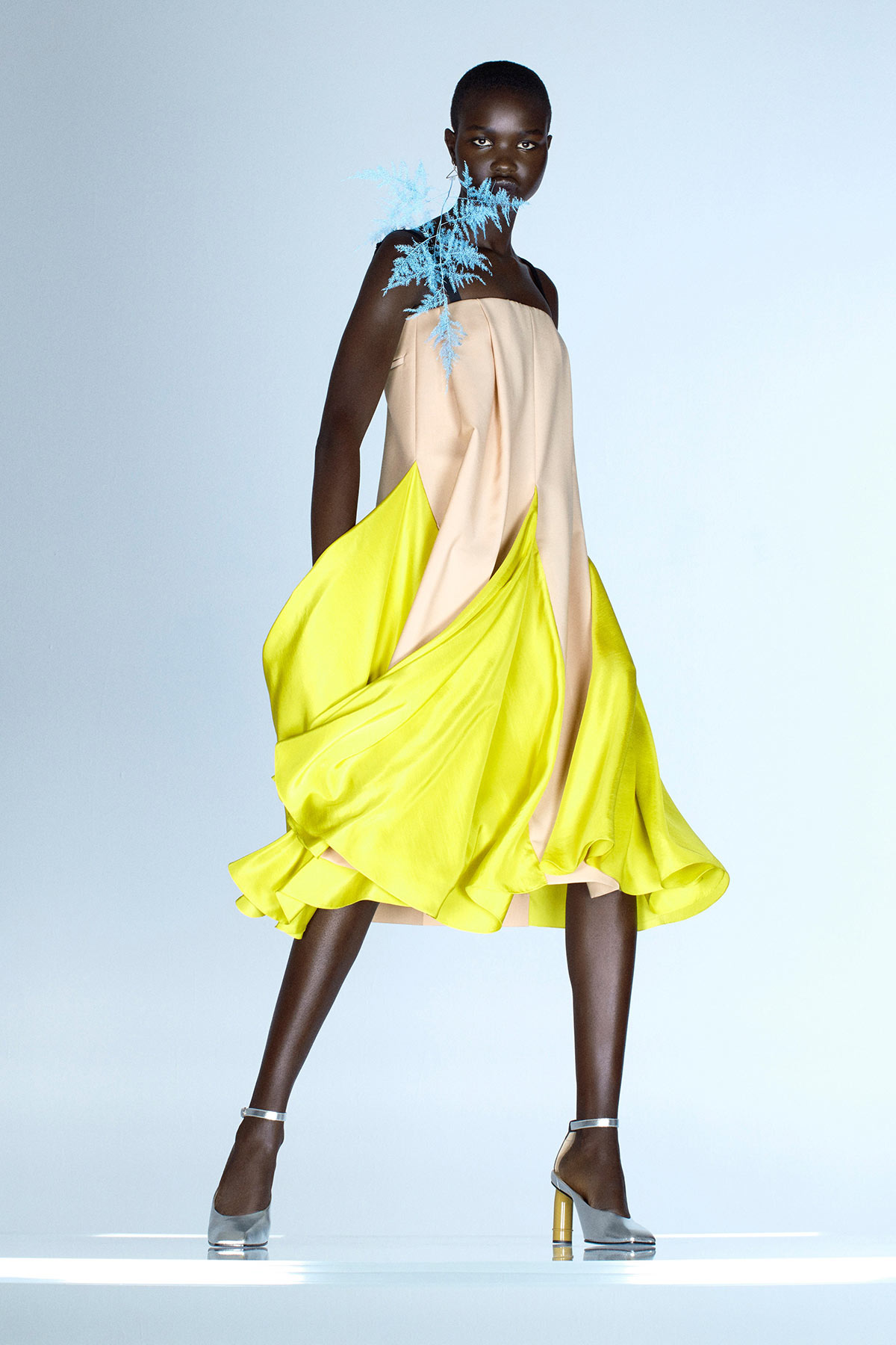nina-ricci-spring-summer-2021-1