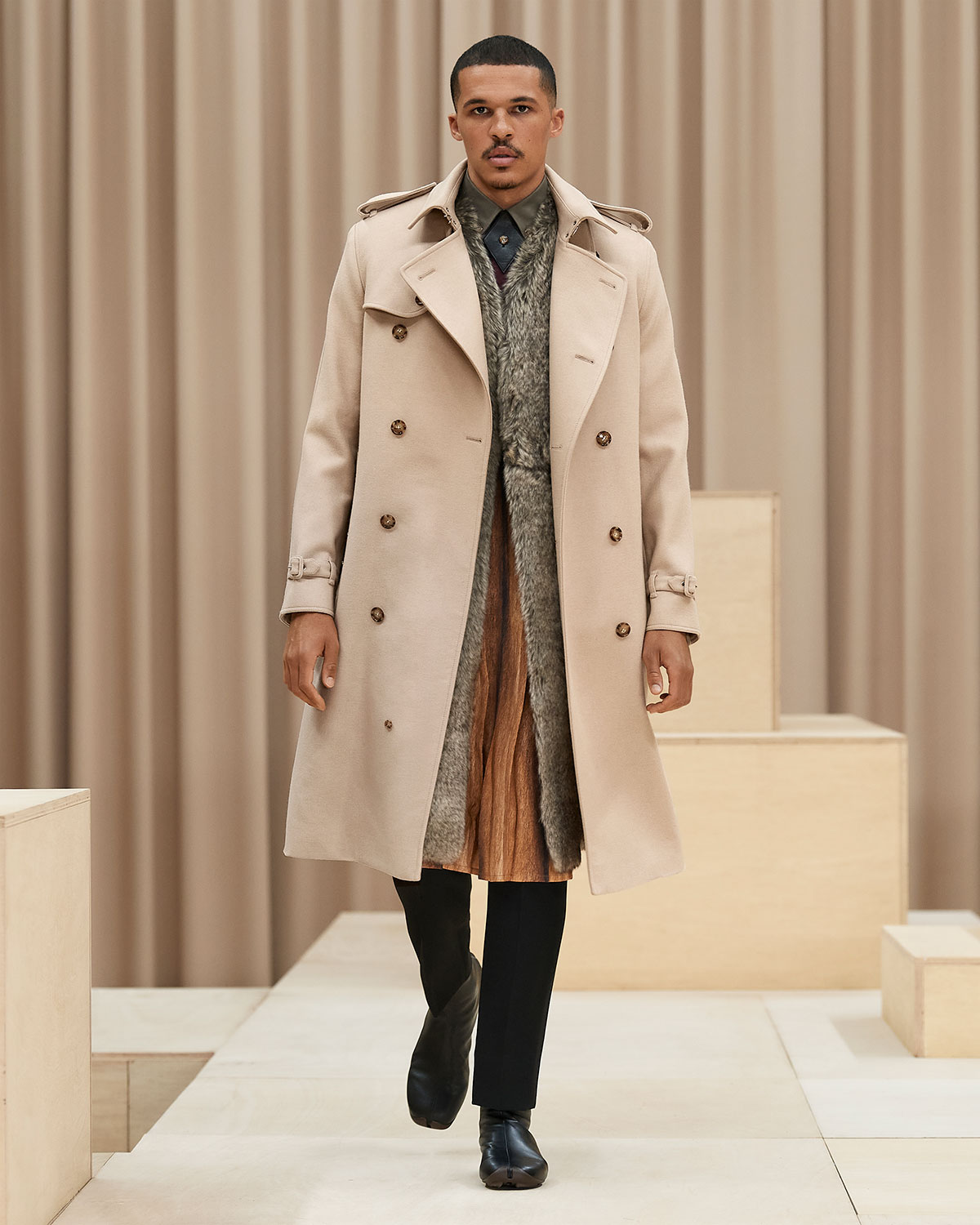 burberry-fall-winter-2021-menswear