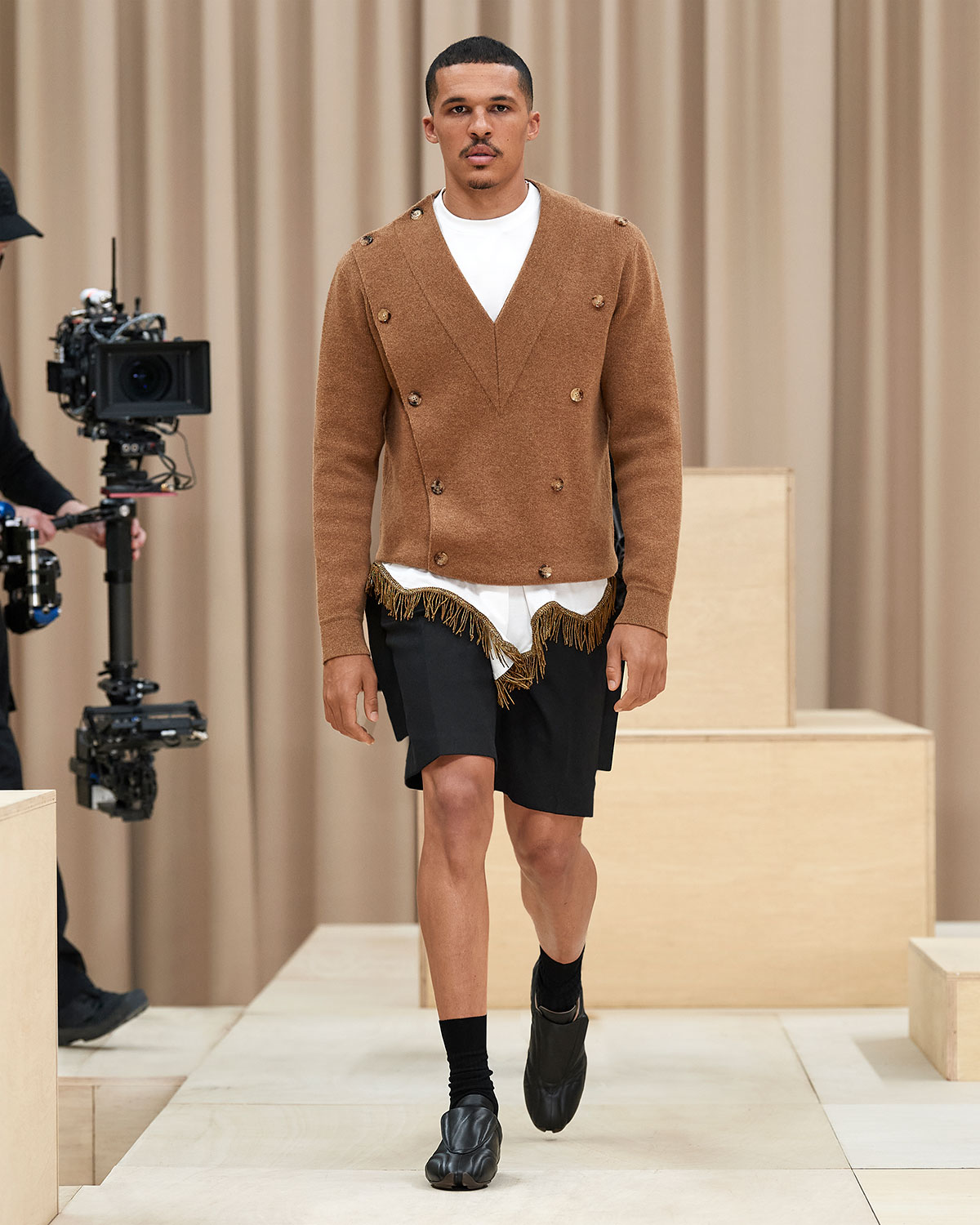 burberry-fall-winter-2021-menswear