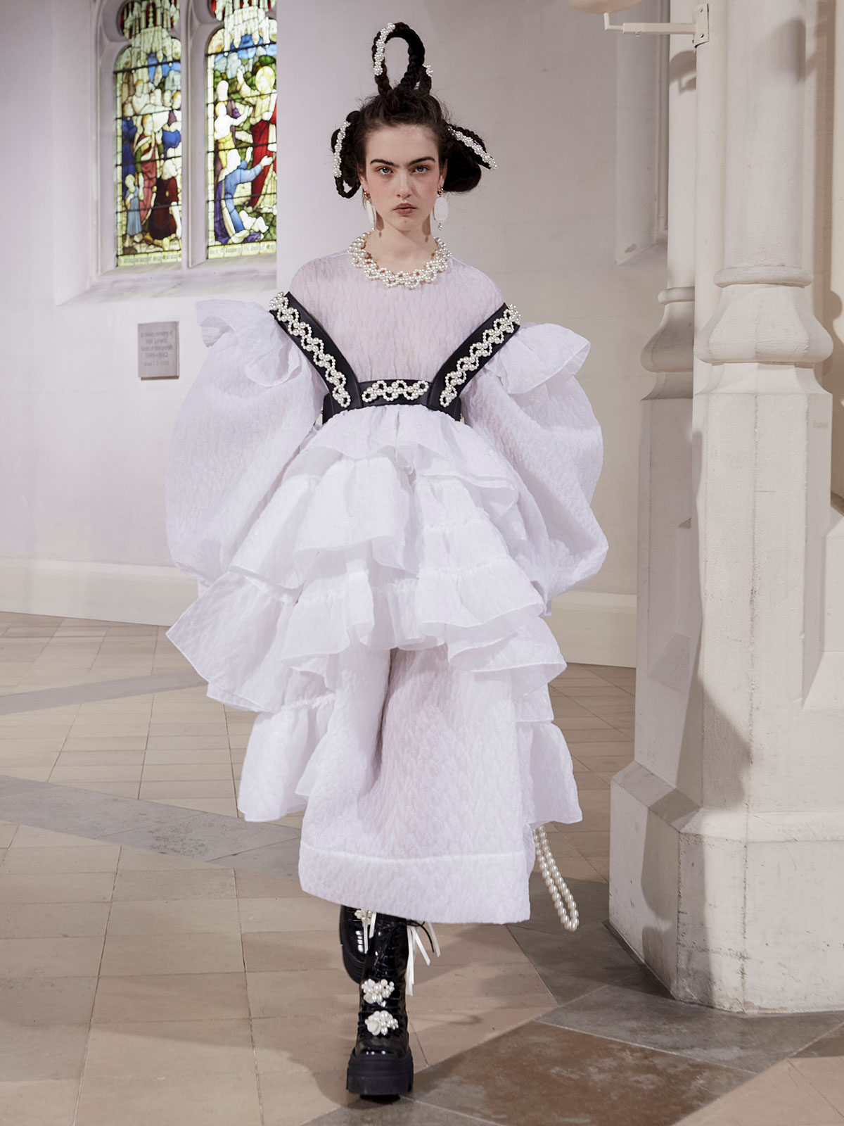 simone-rocha-fall-winter-2021-1