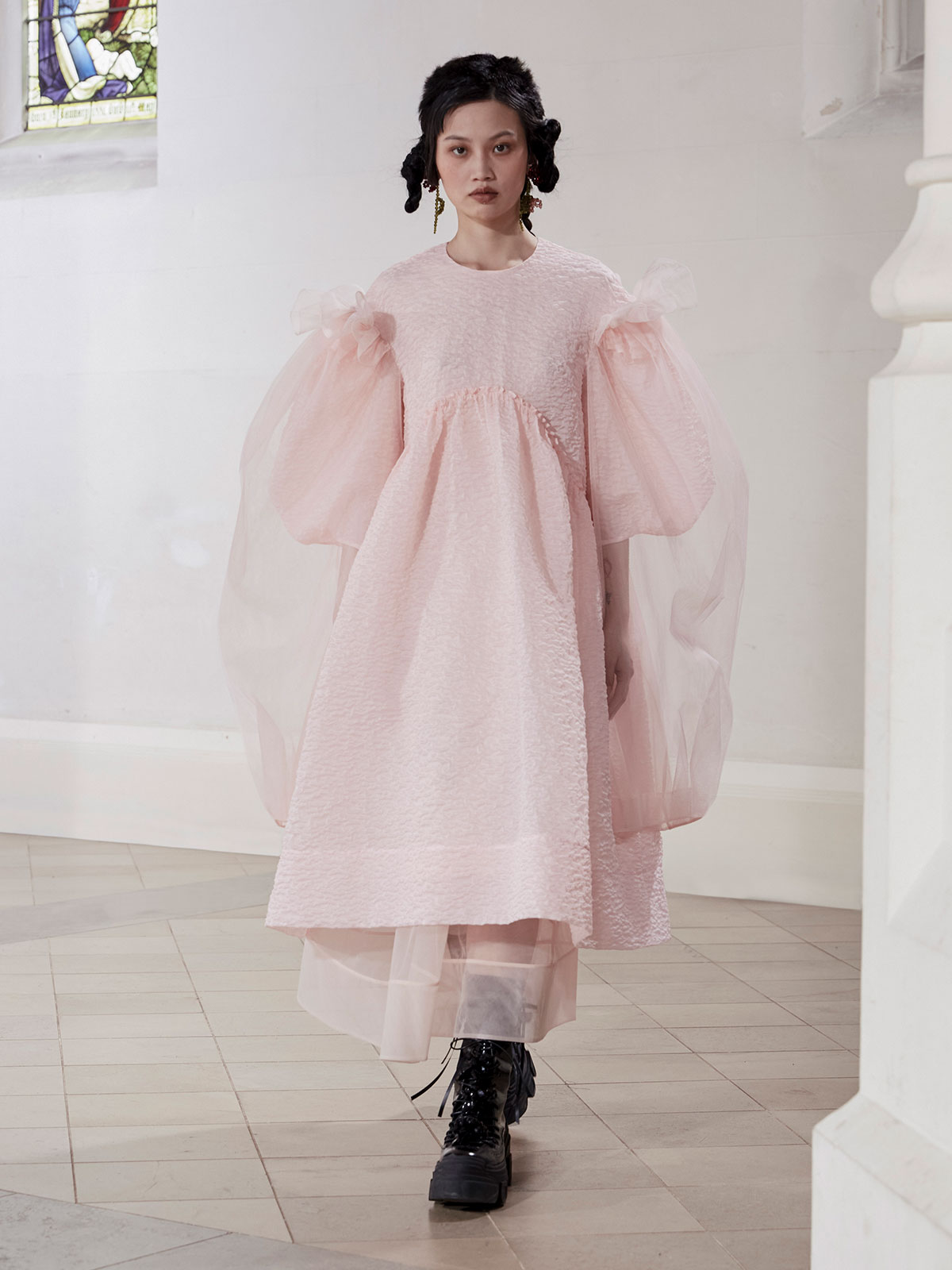 simone-rocha-fall-winter-2021-1