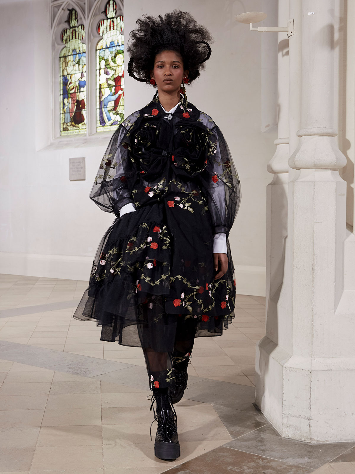 simone-rocha-fall-winter-2021-1