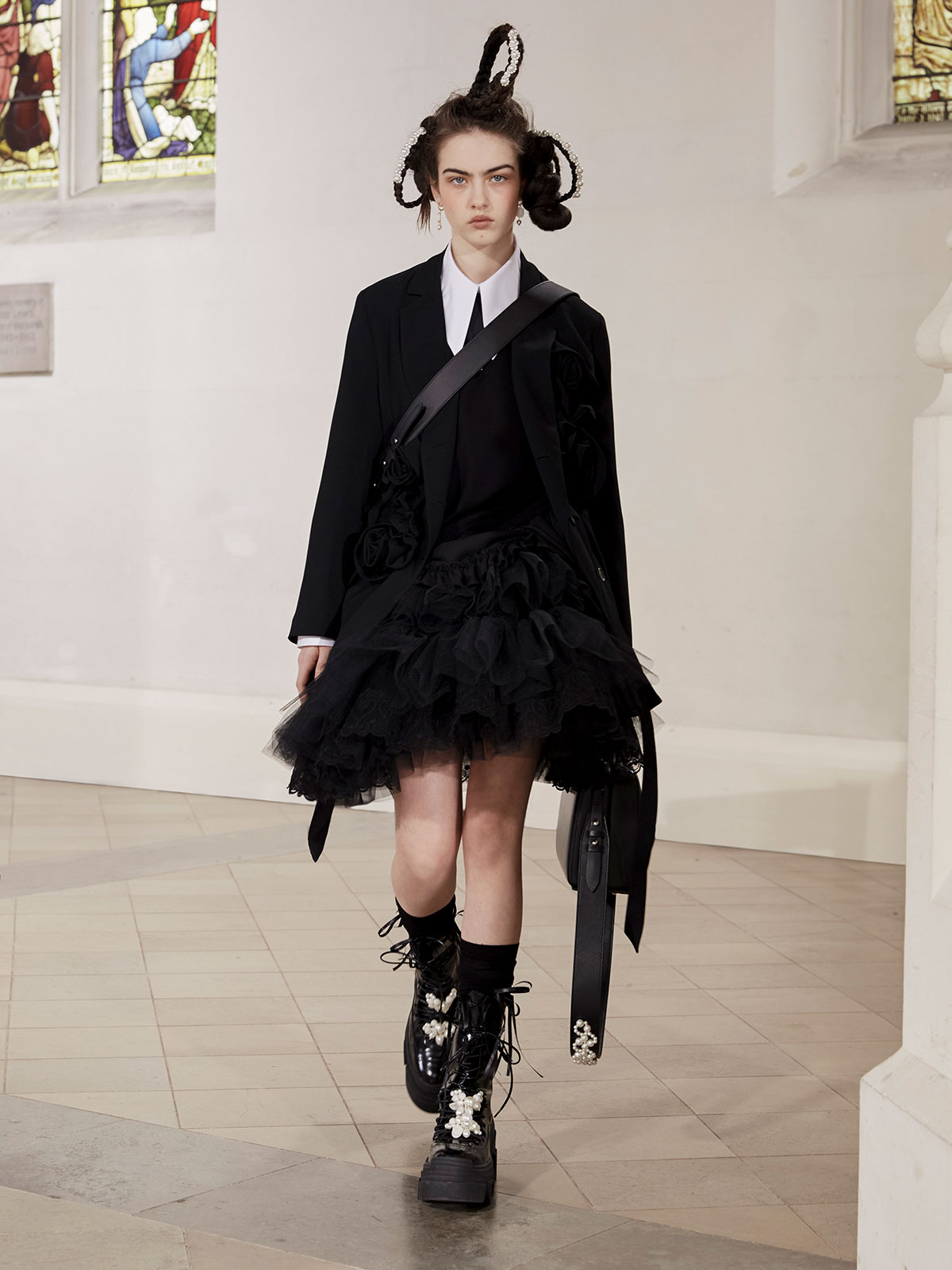simone-rocha-fall-winter-2021-1