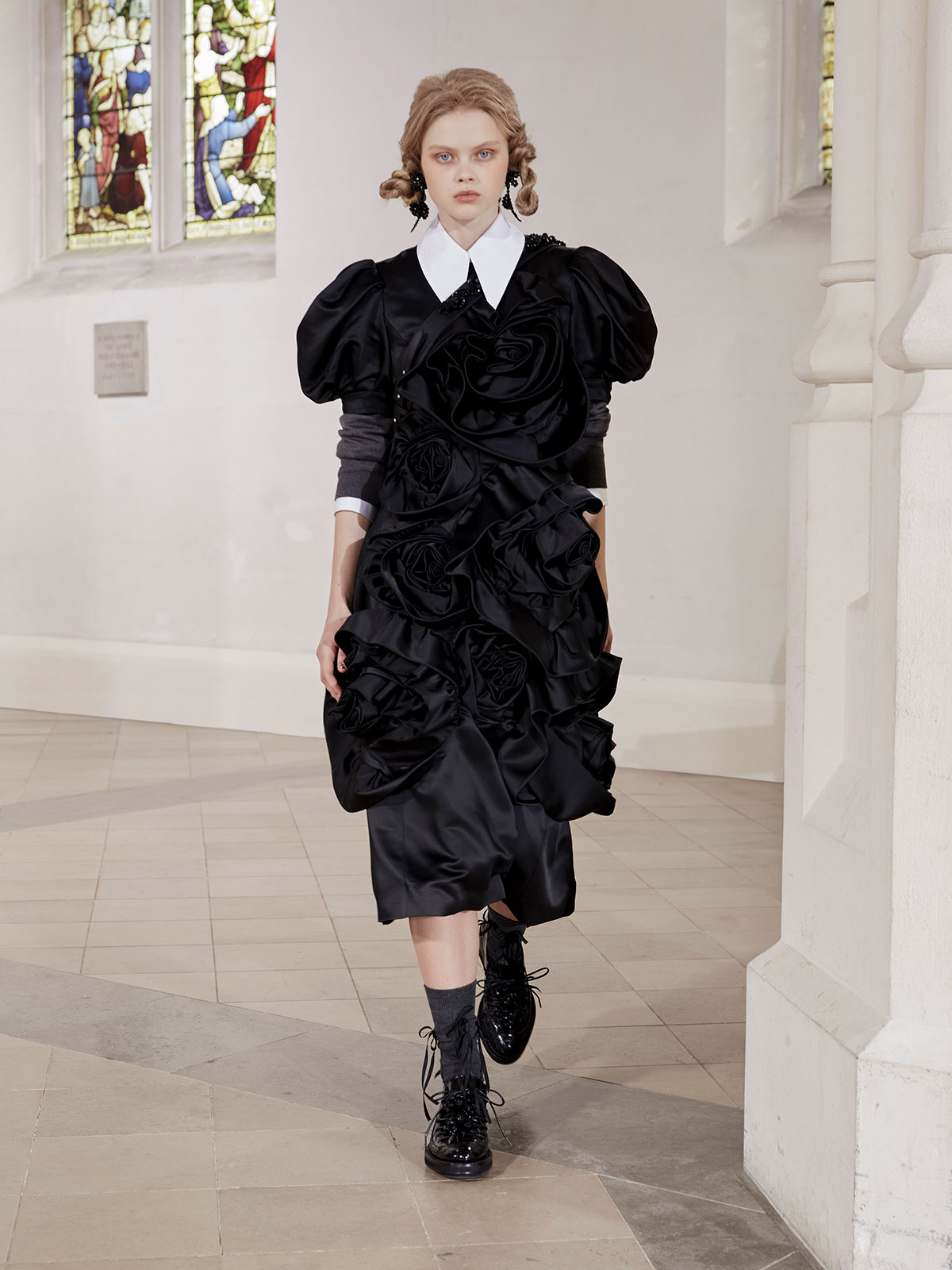 simone-rocha-fall-winter-2021-1