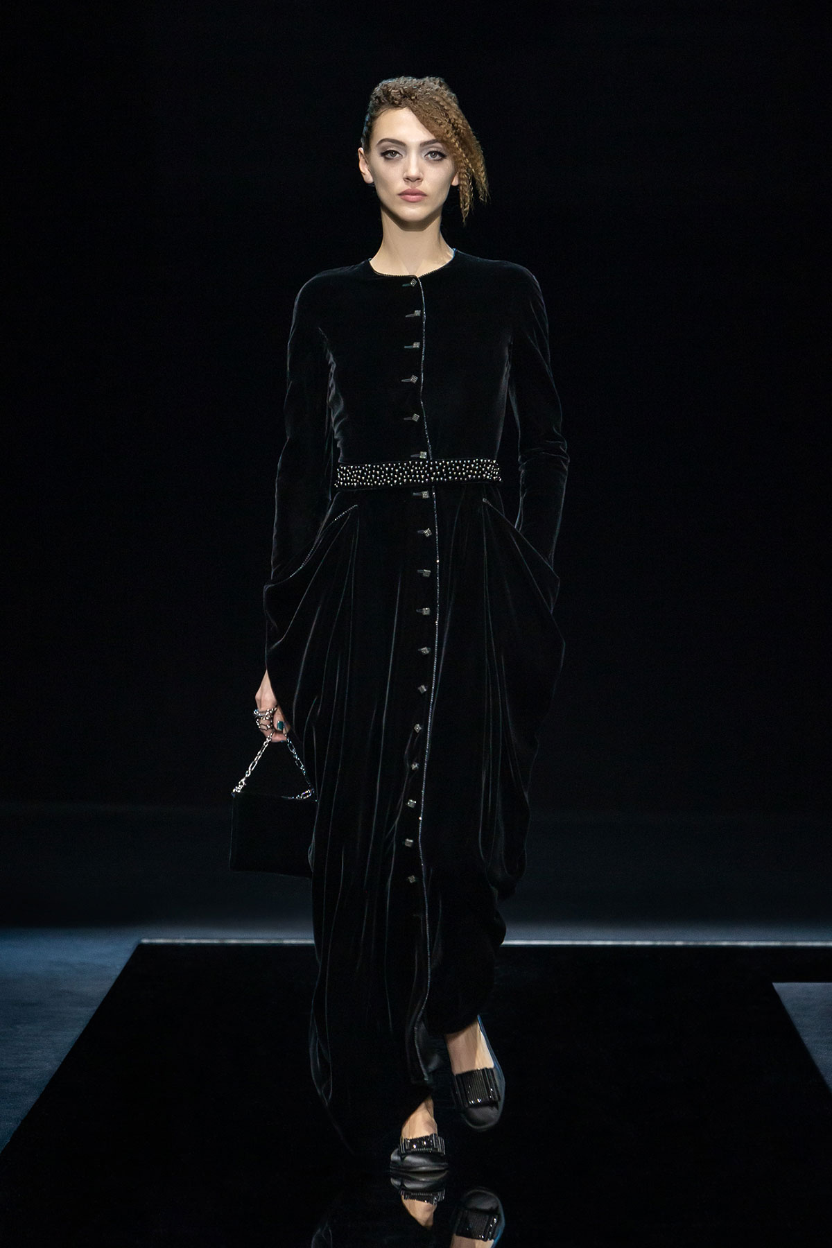 giorgio-armani-fall-winter-2021