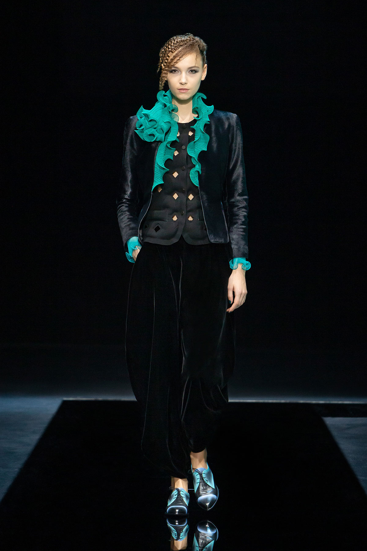 giorgio-armani-fall-winter-2021