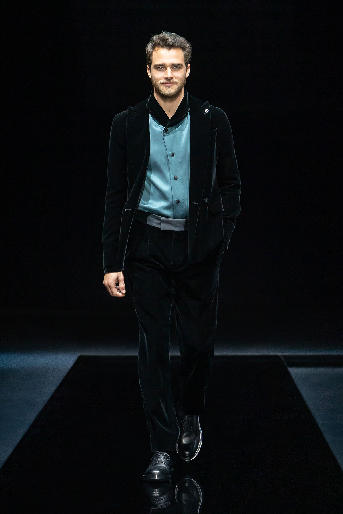 giorgio-armani-fall-winter-2021