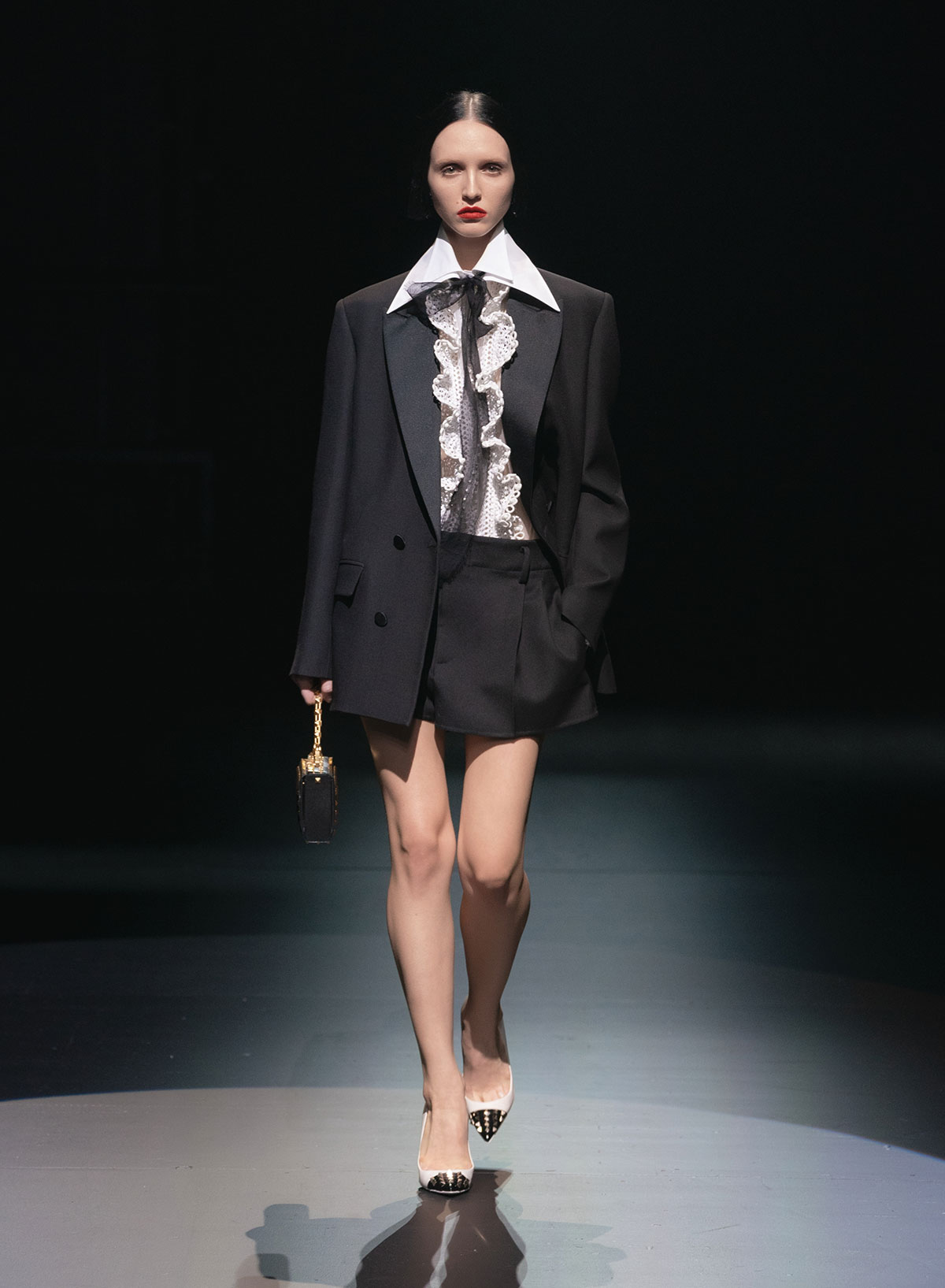 valentino-fall-winter-2021-1