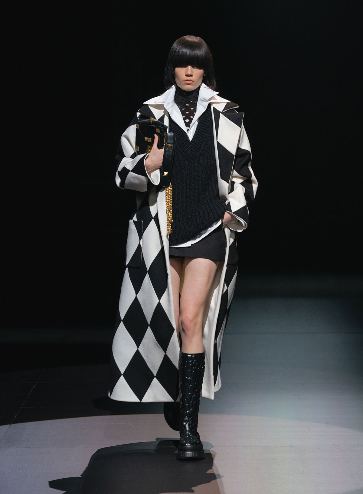 valentino-fall-winter-2021-1