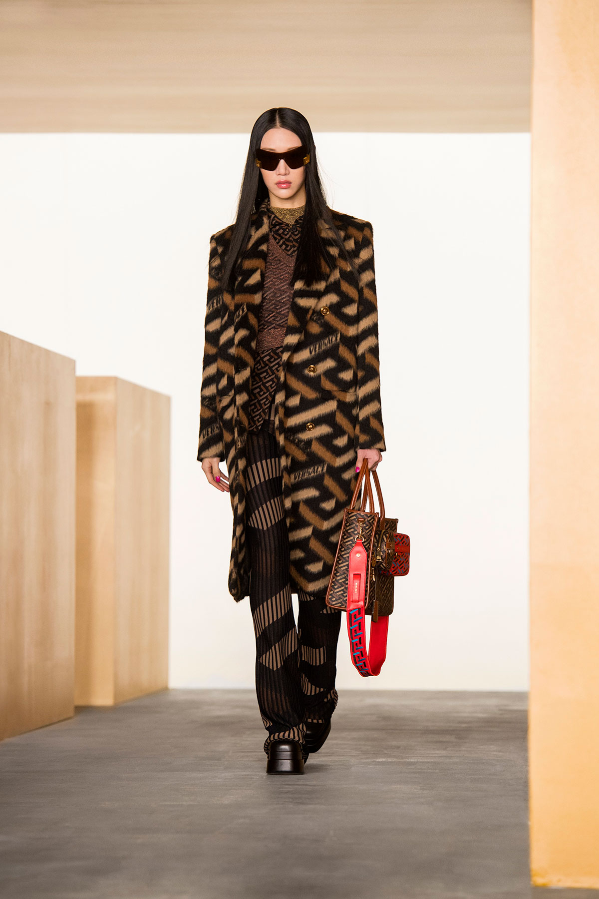 versace-fall-winter-2021