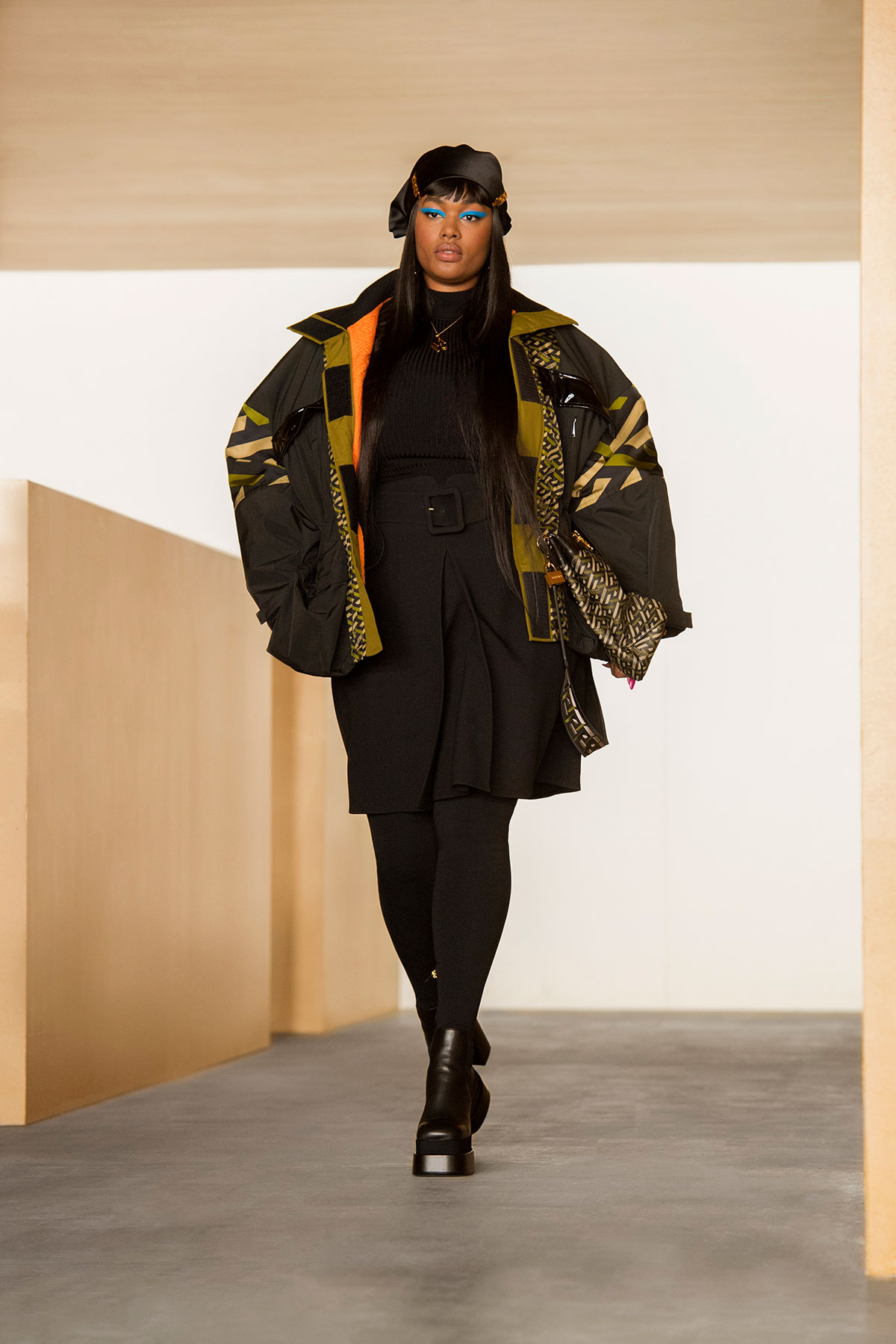 versace-fall-winter-2021