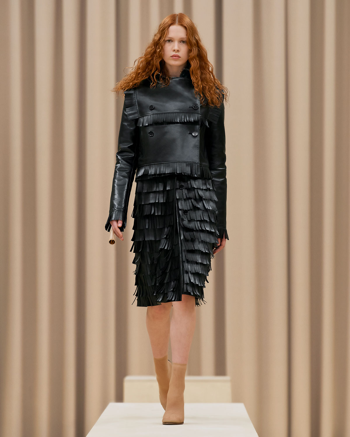 burberry-fall-winter-2021-womenswear
