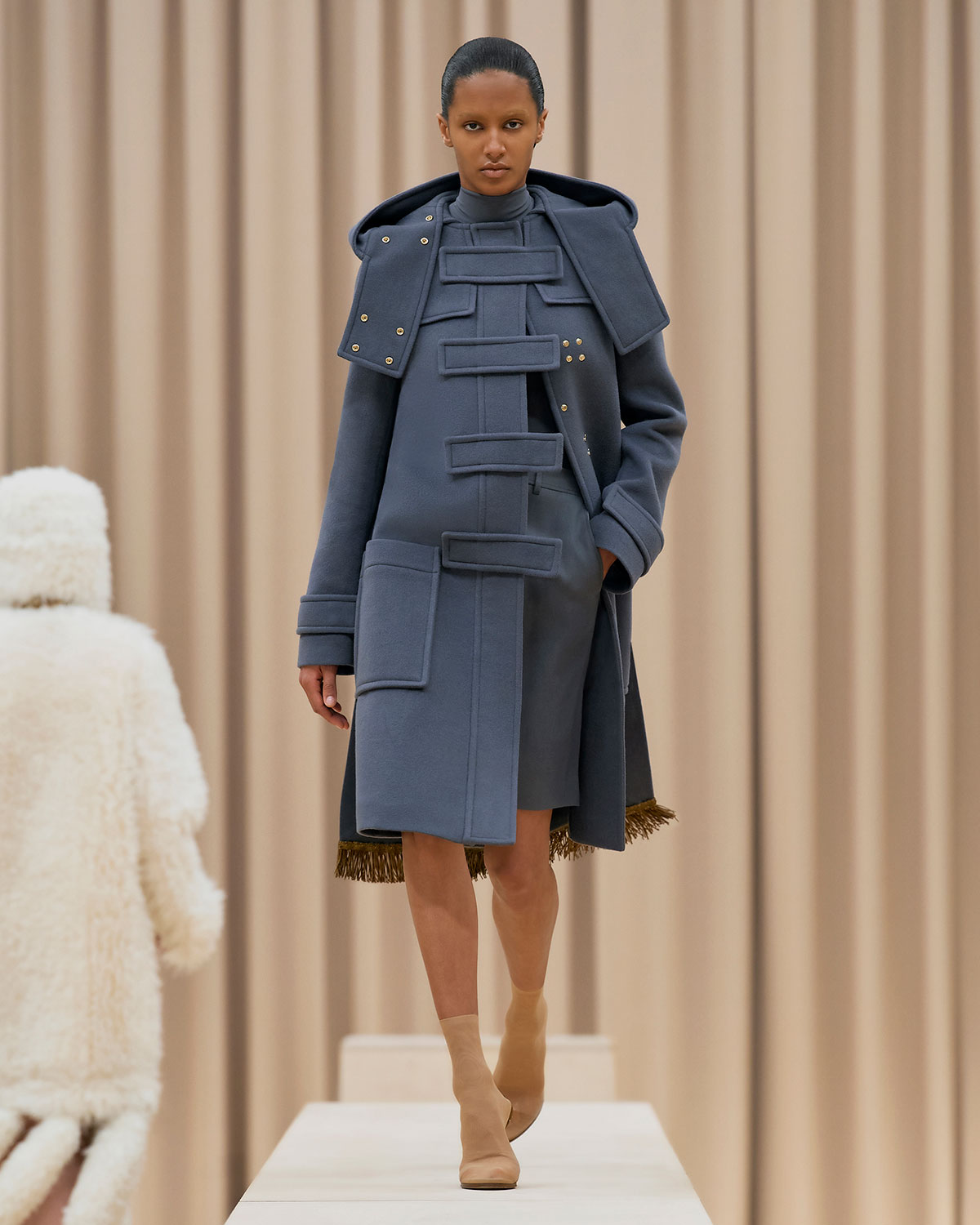 burberry-fall-winter-2021-womenswear