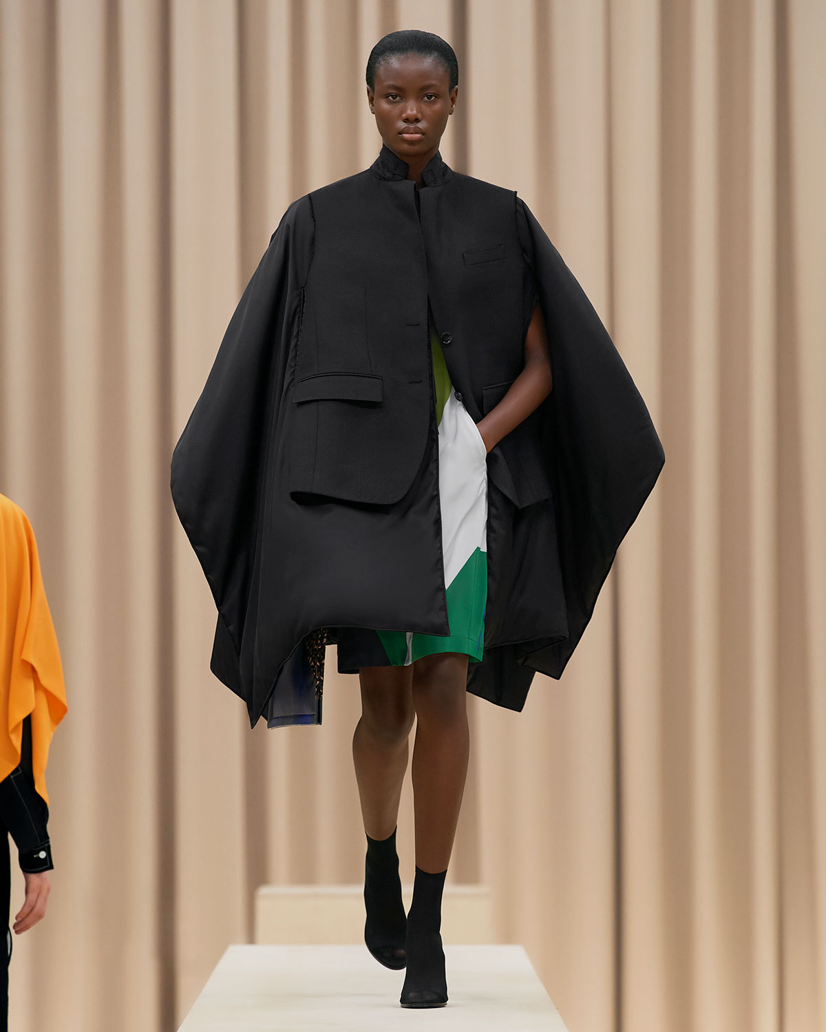 burberry-fall-winter-2021-womenswear