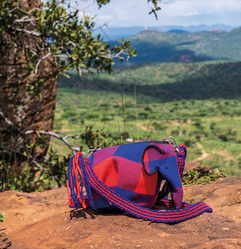 LOEWE and “Knot On My Planet” presents the Elephant bag
