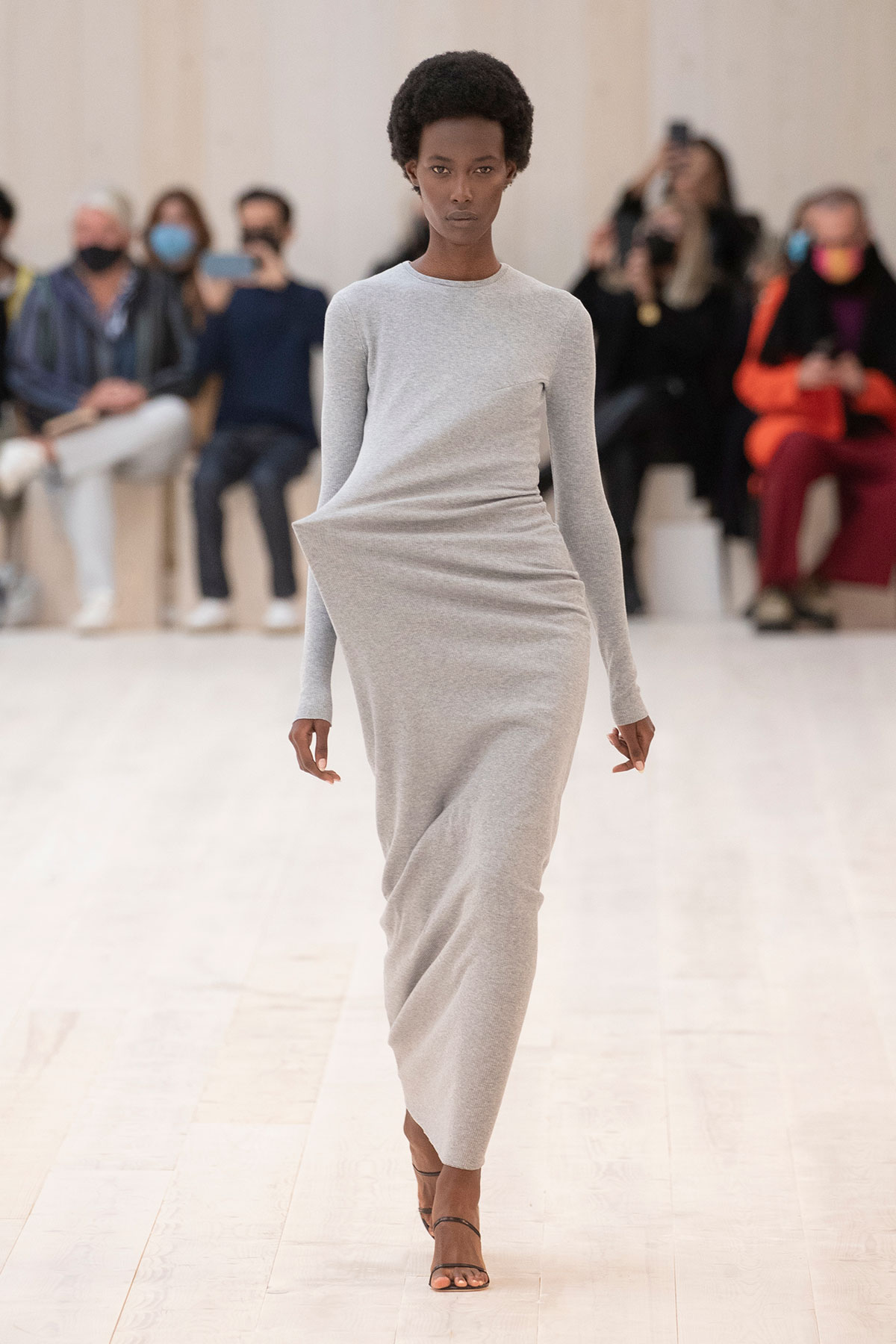 LOEWE Spring Summer 2022 Collection
